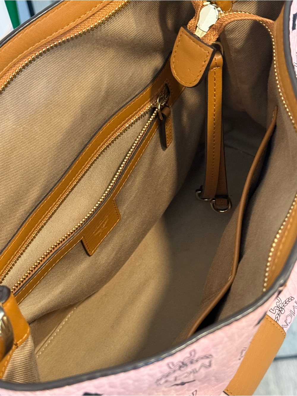 MCM Pink Visetos Shoulder Bag with Cognac Center Panel - Picture 6 of 6